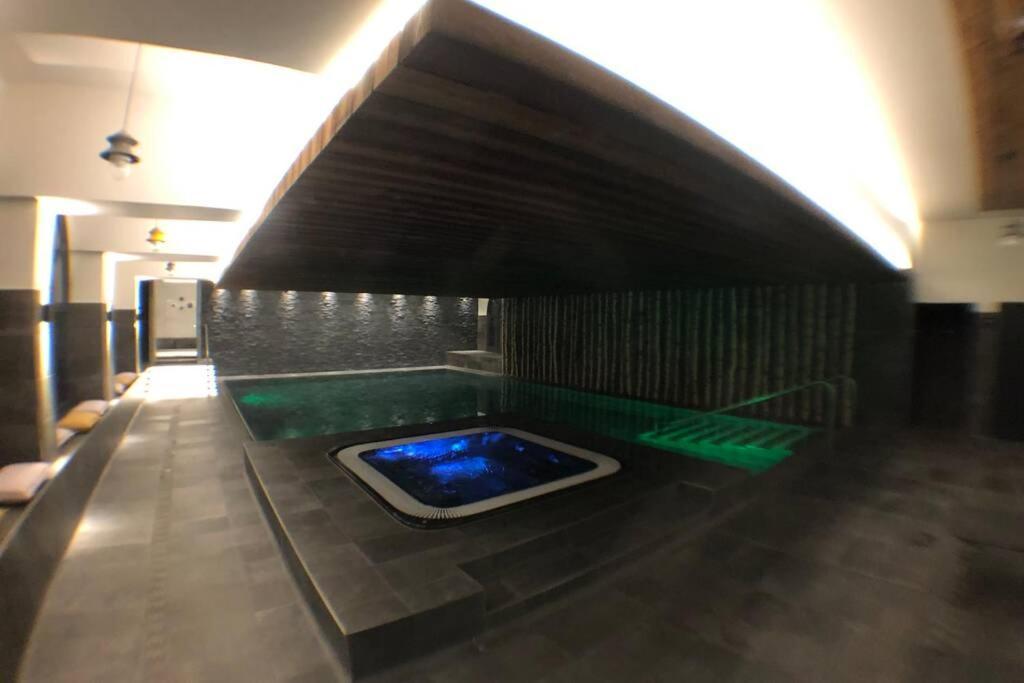 Chic Appart 6 Pers Dans Residence Luxueuse "La Cordee" Wellness Gym Piscine Ouvert Et Teletravail Chamonix Exterior photo